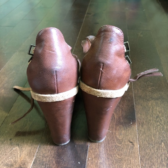 FOREVER21 heels - Picture 4 of 5